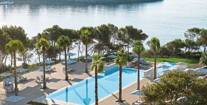 Ikos Porto Petro