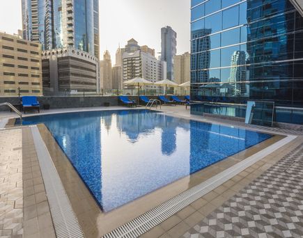 Golden Tulip Media Hotel