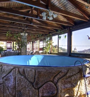 Stone Village Petrino Horio