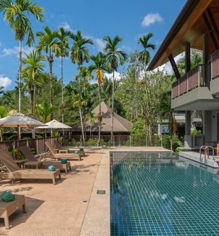 Khaolak Wanaburee Resort