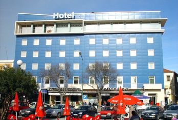 Luna Esperança Centro Hotel