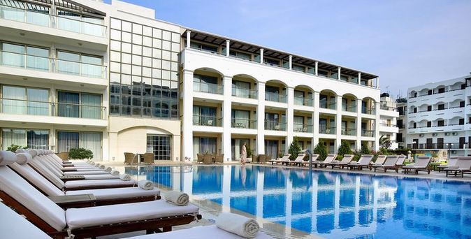 Albatros Spa & Resort Hotel