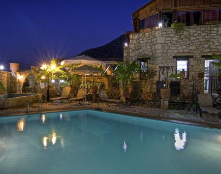 Stone Village Petrino Horio