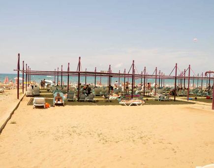 Serenis Hotel