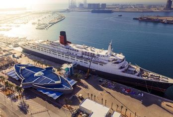 Queen Elizabeth 2