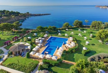 The St. Regis Mardavall Mallorca Resort 