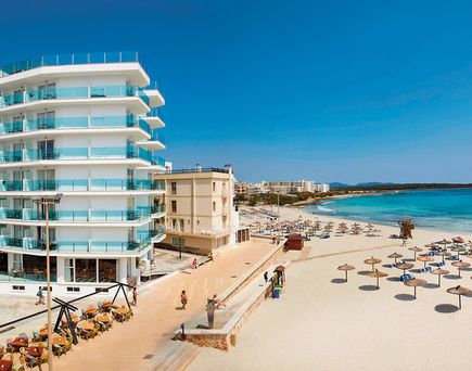 Universal Hotel Perla