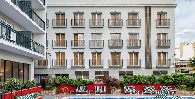 AQUA Hotel Bertran Park