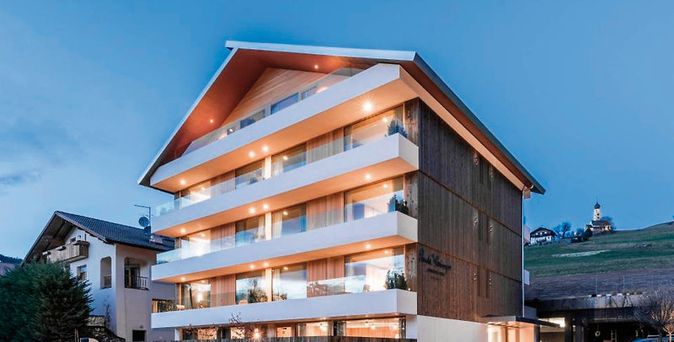 La Paula Apartments & Suites