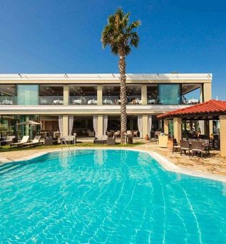 Robolla Beach Apart Hotel