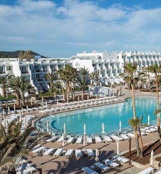 Grand Palladium White Island Resort & Spa