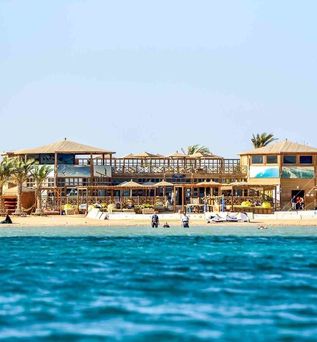 The Breakers Diving & Surfing Lodge