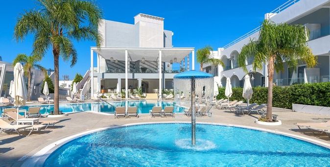 Oceanis Park Hotel