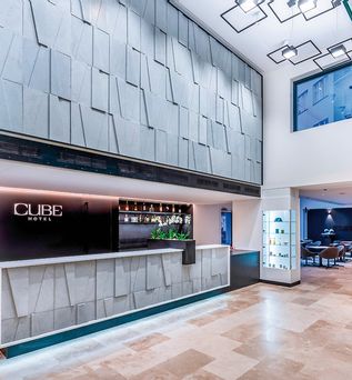Hotel CUBE