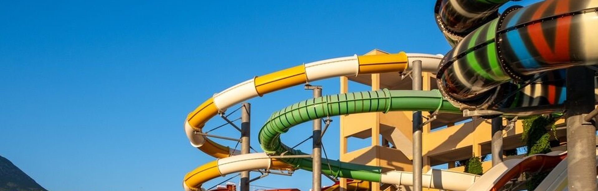 Großer bunter Aquapark