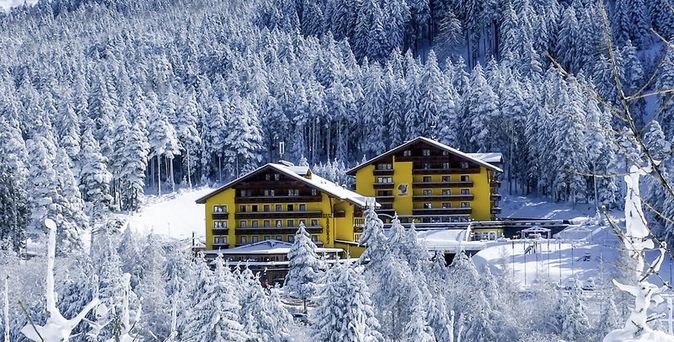 Hotel Shandranj