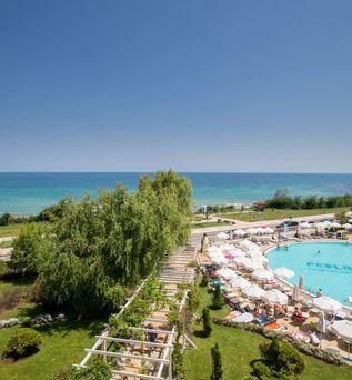Perla Beach Holiday Club