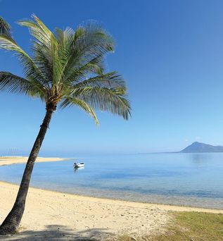 Paradis Beachcomber Golf Resort & Spa