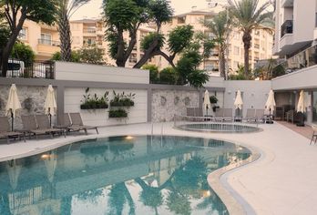 Kleopatra Dreams Beach