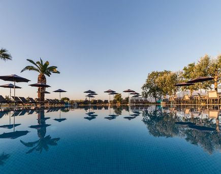 Mythic Summer Hotel 