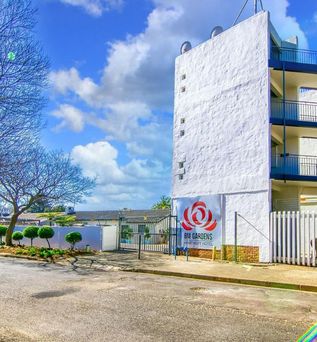BM Gardens Apartment Hotel