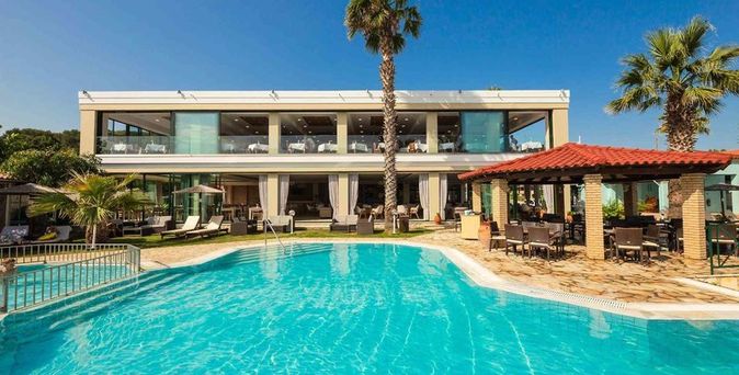 Robolla Beach Apart Hotel