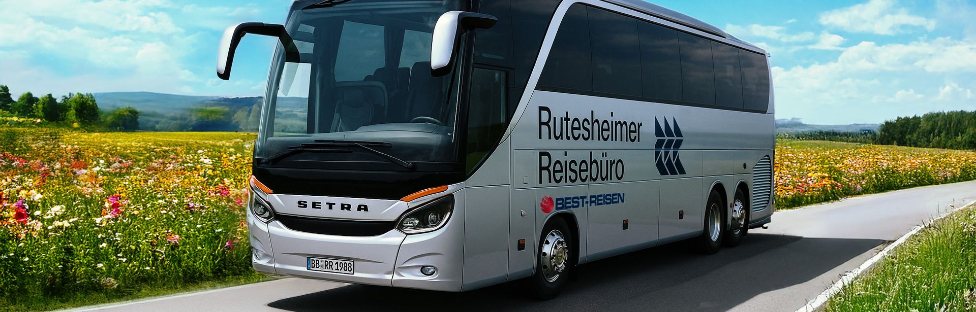 Reisebus vom Rutesheimer Reisebüro