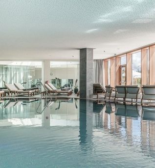 Nidum Casual Luxury Hotel