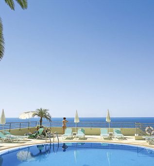 Madeira Regency Cliff