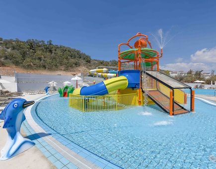 Narcissos Waterpark Resort