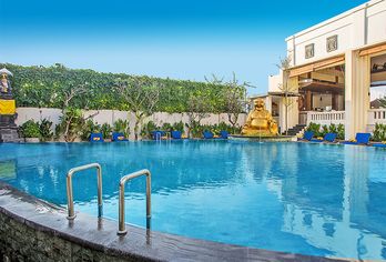 Tonys Villas & Resort