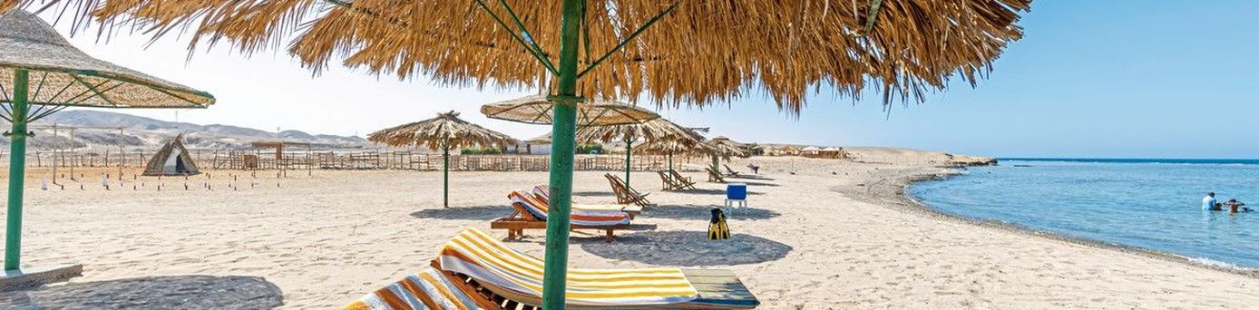 Flamenco Beach & Resort