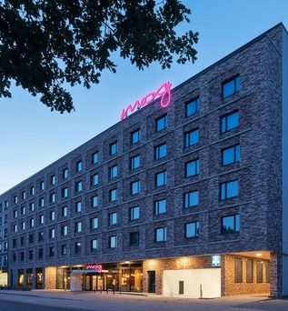 Moxy Hamburg City