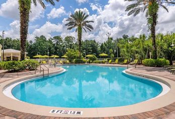Comfort Suites Maingate East