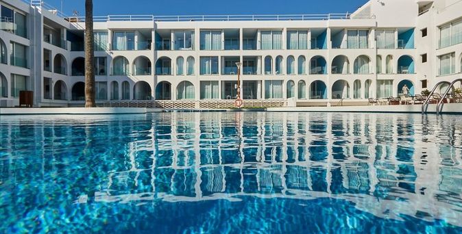 Ebano Hotel Apartments & Spa