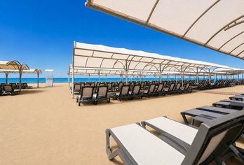 Q Ella Beach Hotel