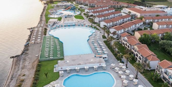 White Olive Marine Aquapark