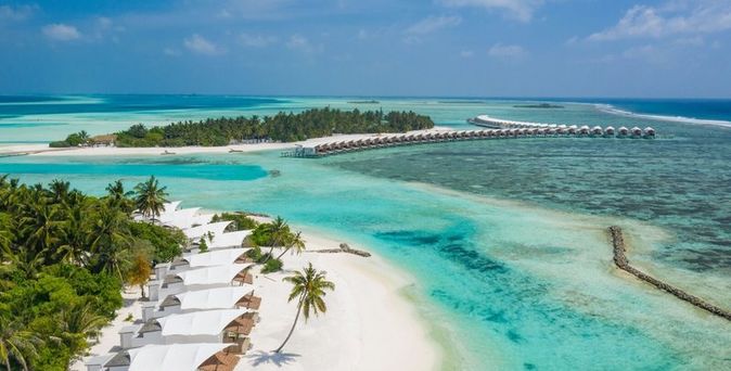 Cinnamon Hakuraa Huraa Maldives
