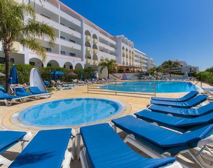 Paladim & Alagoa Mar Aparthotels
