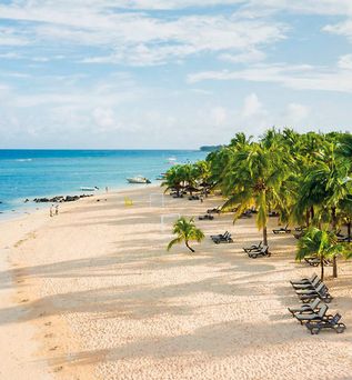 Victoria Beachcomber Resort & Spa