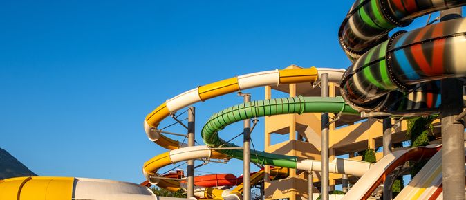 Großer bunter Aquapark