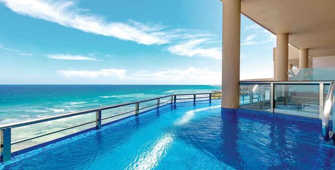 El Dorado Seaside Suites