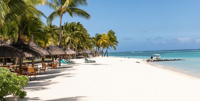 Paradis Beachcomber Golf Resort & Spa