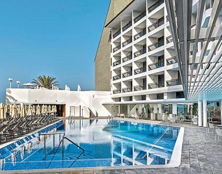 Don Gregory by Dunas