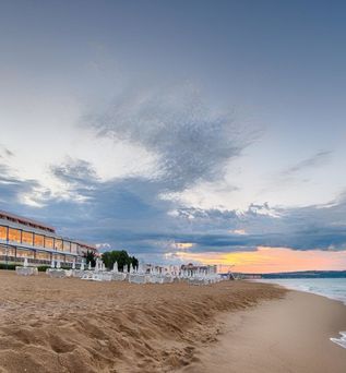 AluaSun Helios Beach