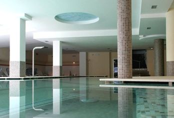 Hotel Alpine Mugon