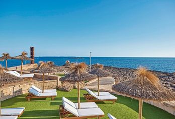 Universal Hotel Cabo Blanco