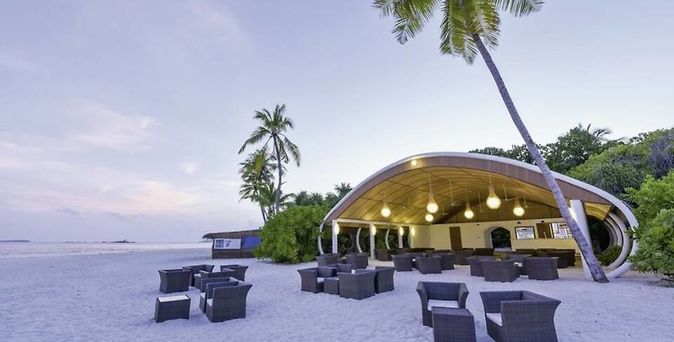 Dreamland The Unique Sea & Lake Resort / Spa