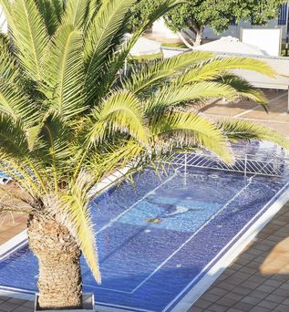 Grupotel Playa Feliz