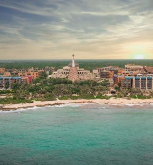 Hotel Xcaret Arte